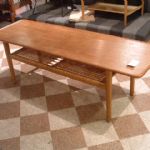 288 4024 COFFEE TABLE